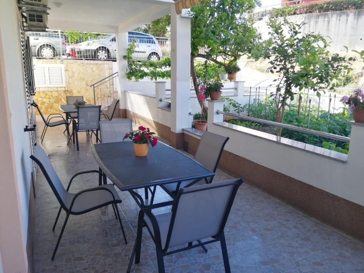 Apartmani Antonia Nakic -Stobrec Split Eksteriør bilde